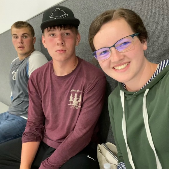 Meet your Posher, Faith - Picture 7 of 16